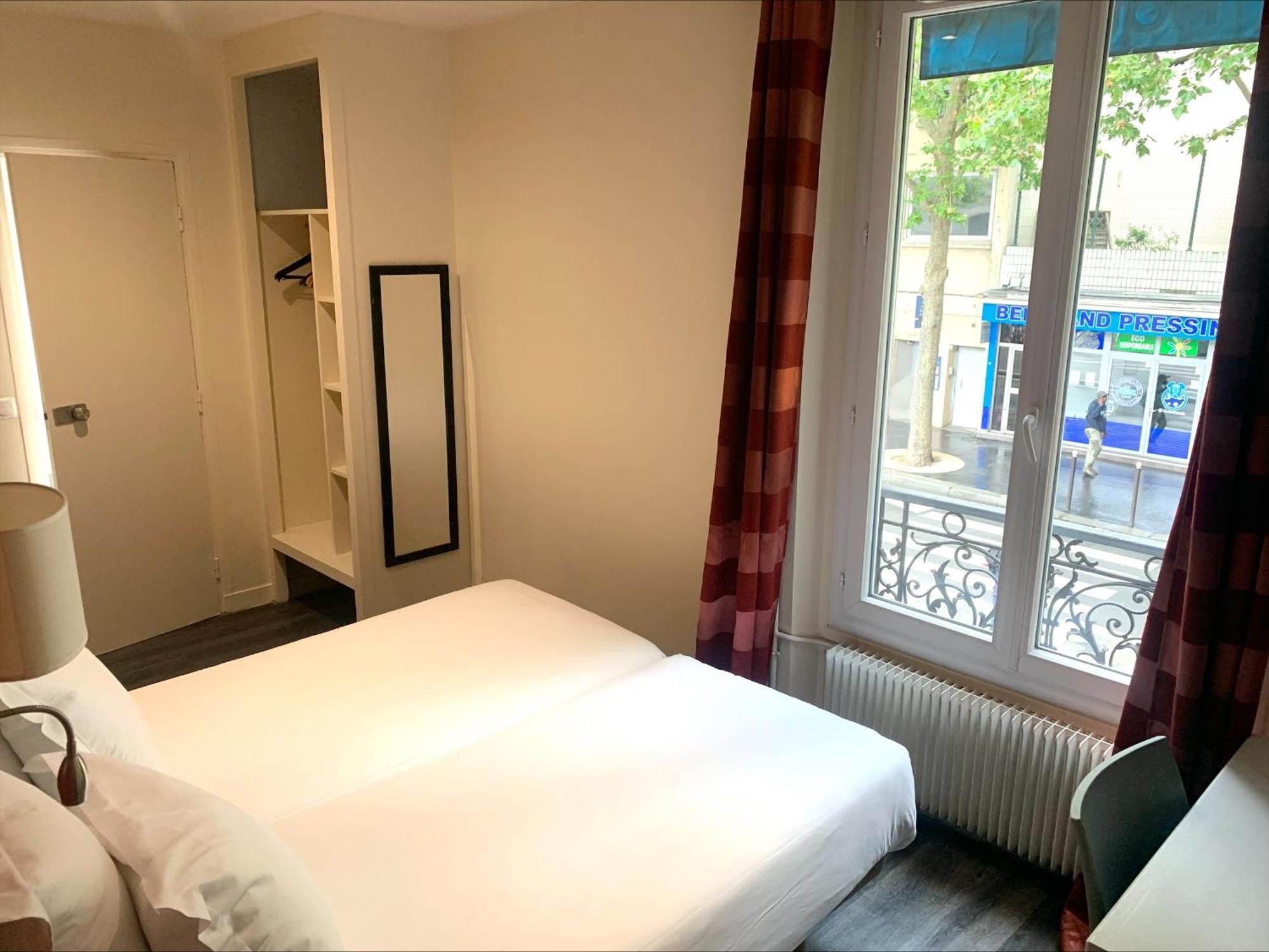 Hipotel Paris Belgrand Mairie Du 20Eme Екстер'єр фото
