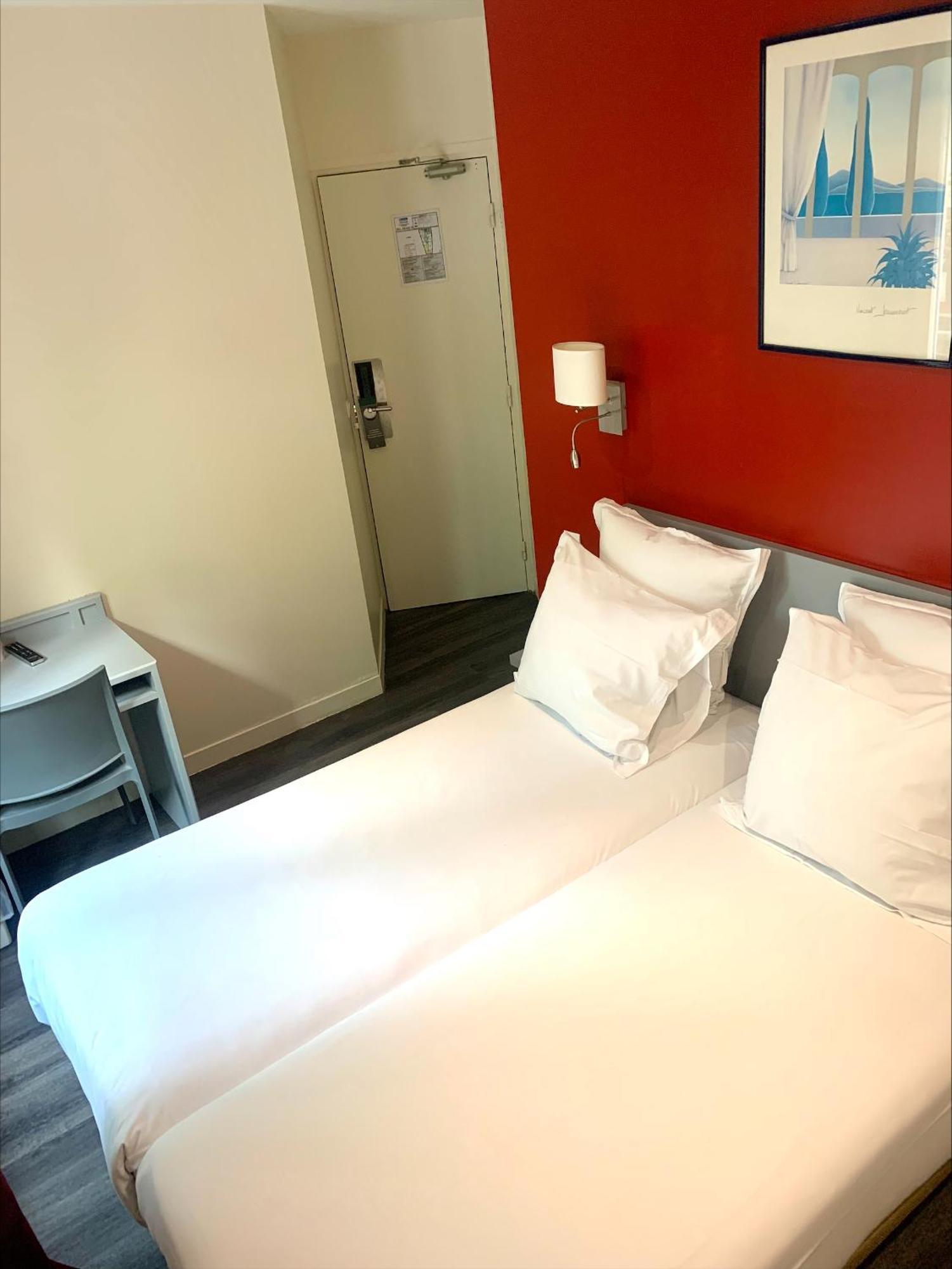 Hipotel Paris Belgrand Mairie Du 20Eme Екстер'єр фото